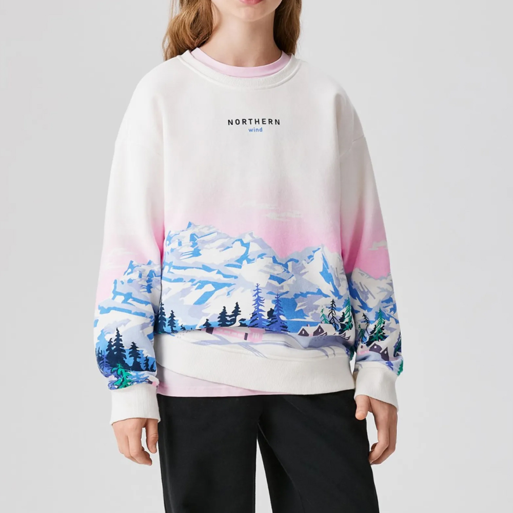 Свитшот с градиентным принтом гор