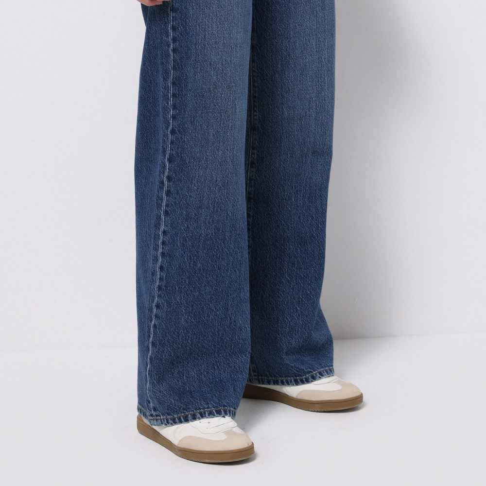 Брюки женские (джинсы)