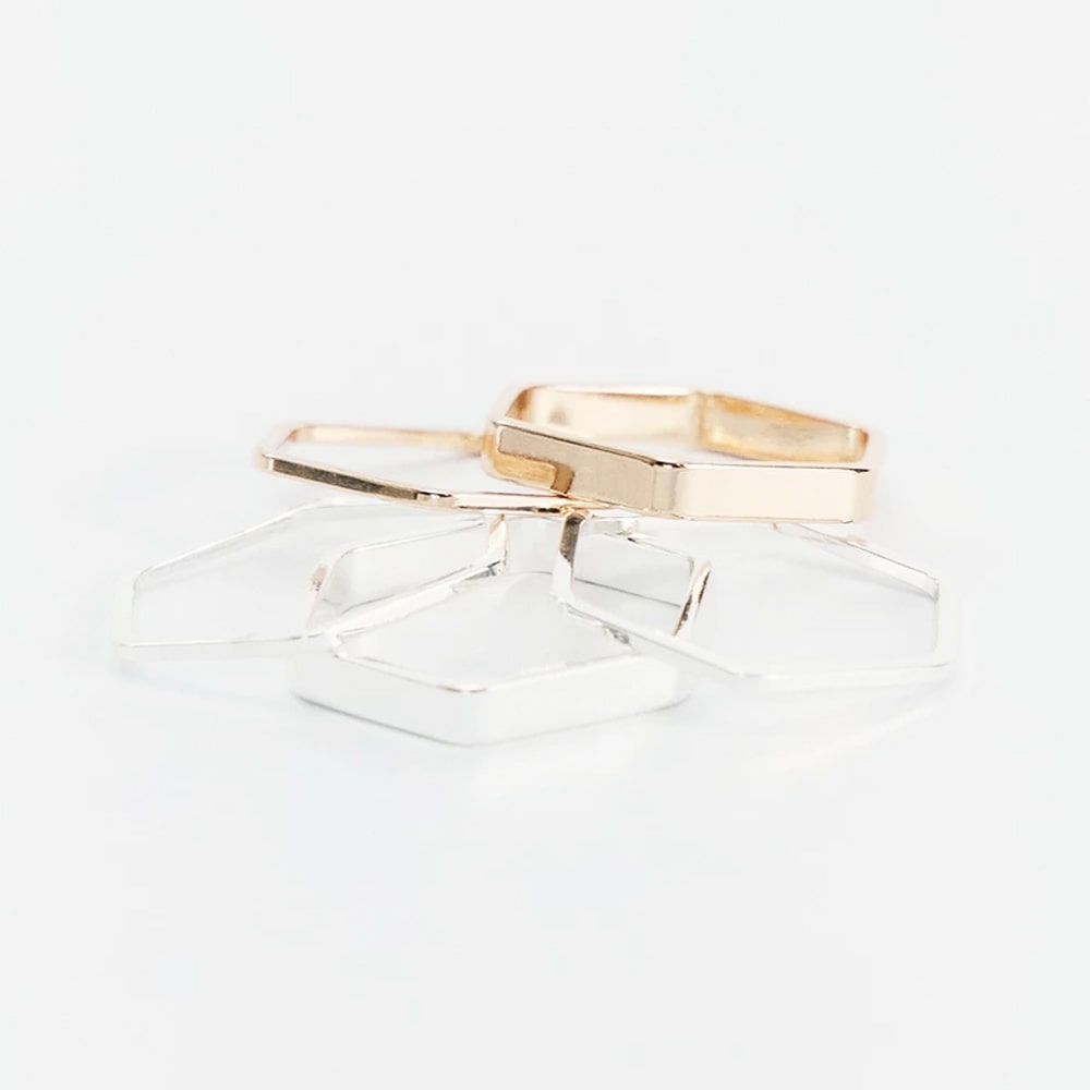 Набор колец геометрической формы