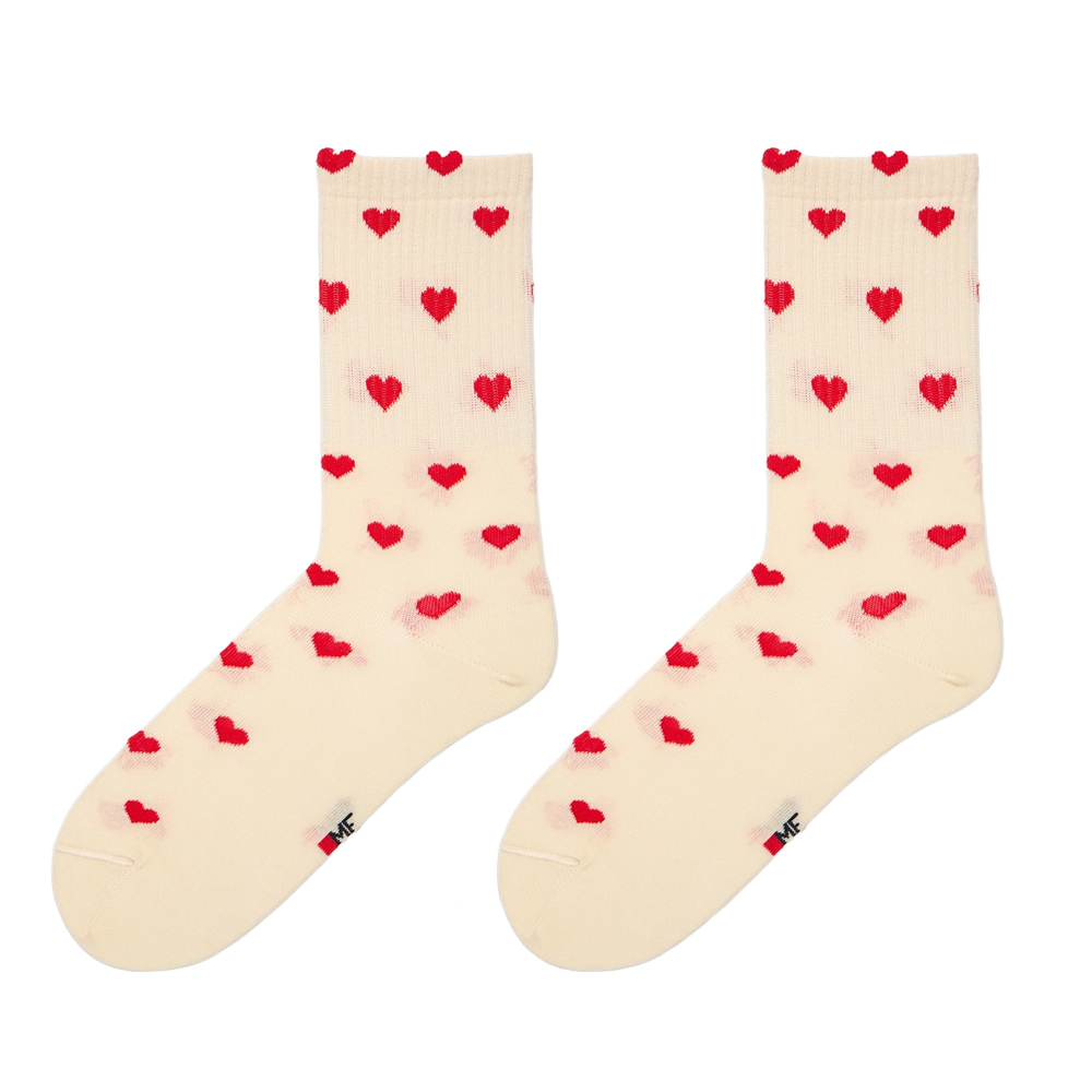Носки бежевые с сердечками